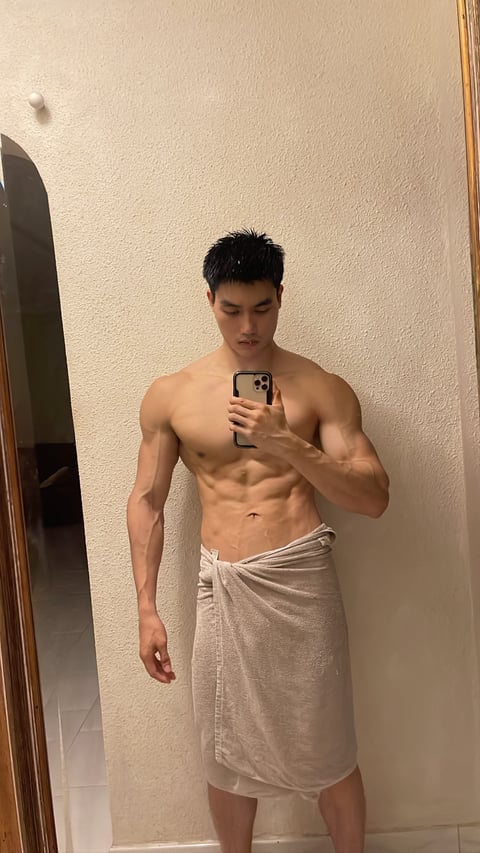 pornos.live aidenjin profile on OnlyFans in malaysia category