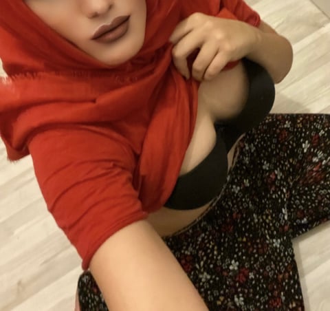 pornos.live hijabbgirl profile on OnlyFans in hijab category