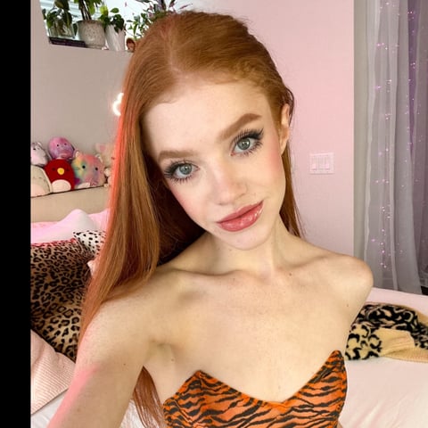 pornos.live lilredzoe profile on OnlyFans in redhead-gingers category