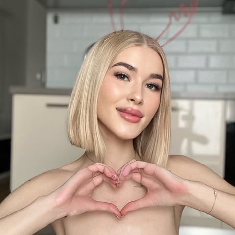 pornos.live maddie.grey profile on OnlyFans in ukraine category