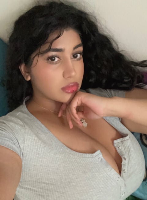 pornos.live urindianbae profile on OnlyFans in india category